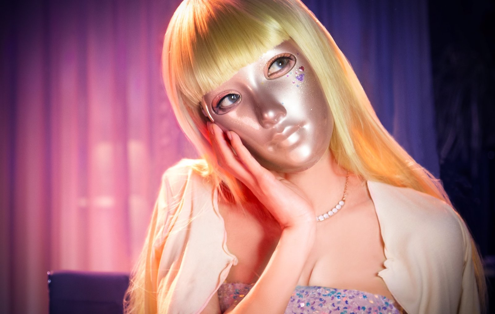 Mask Girl